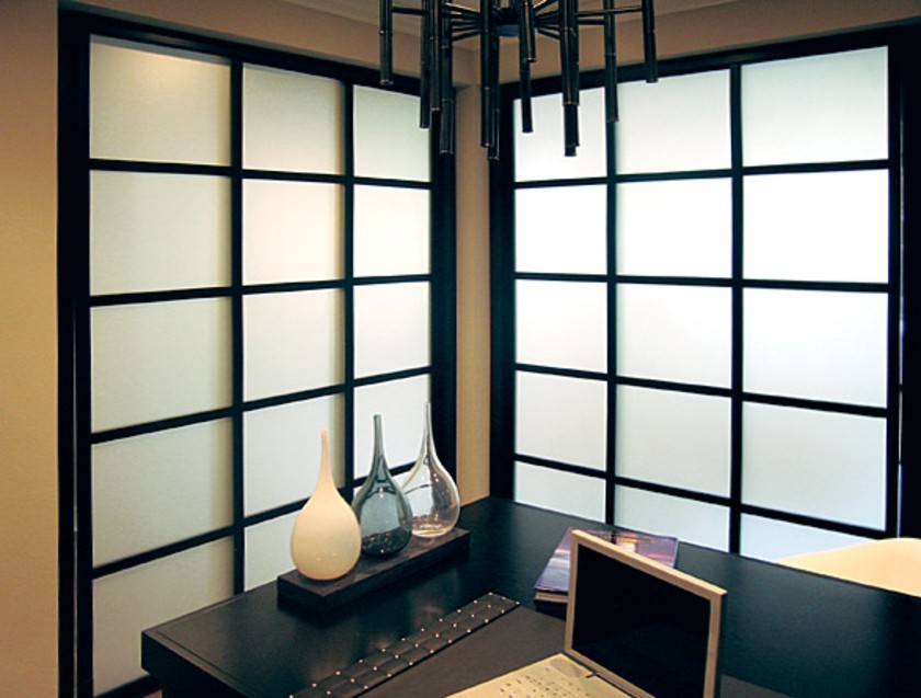 Угловая перегородка в японском стиле с матовым стеклом Улан-Удэ