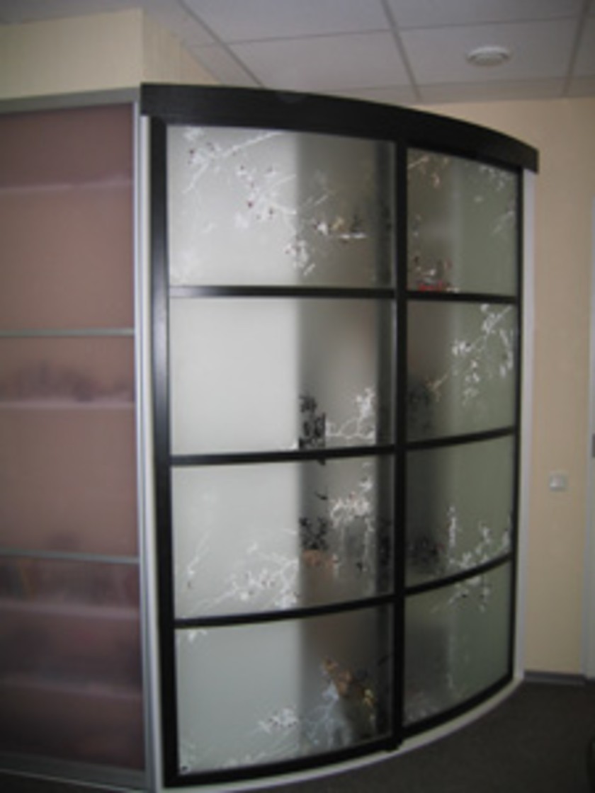 Шкаф купе радиусный с рисунком на стекле Улан-Удэ